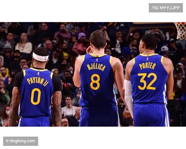 勇士队尝试调整轮换策略 旨在提升第二阵容的防守紧凑度